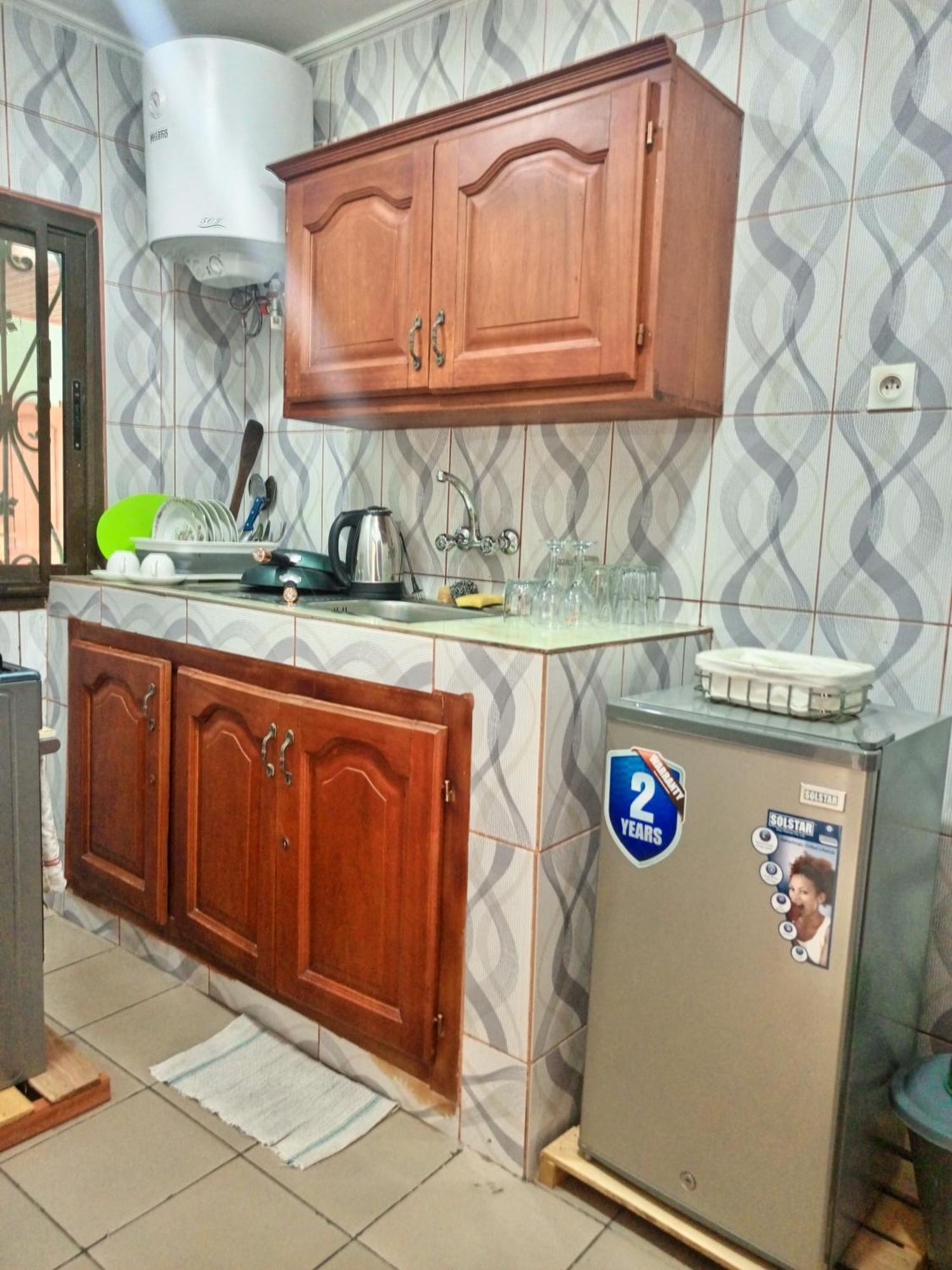 Residence Des 7 Collines Яунде Экстерьер фото