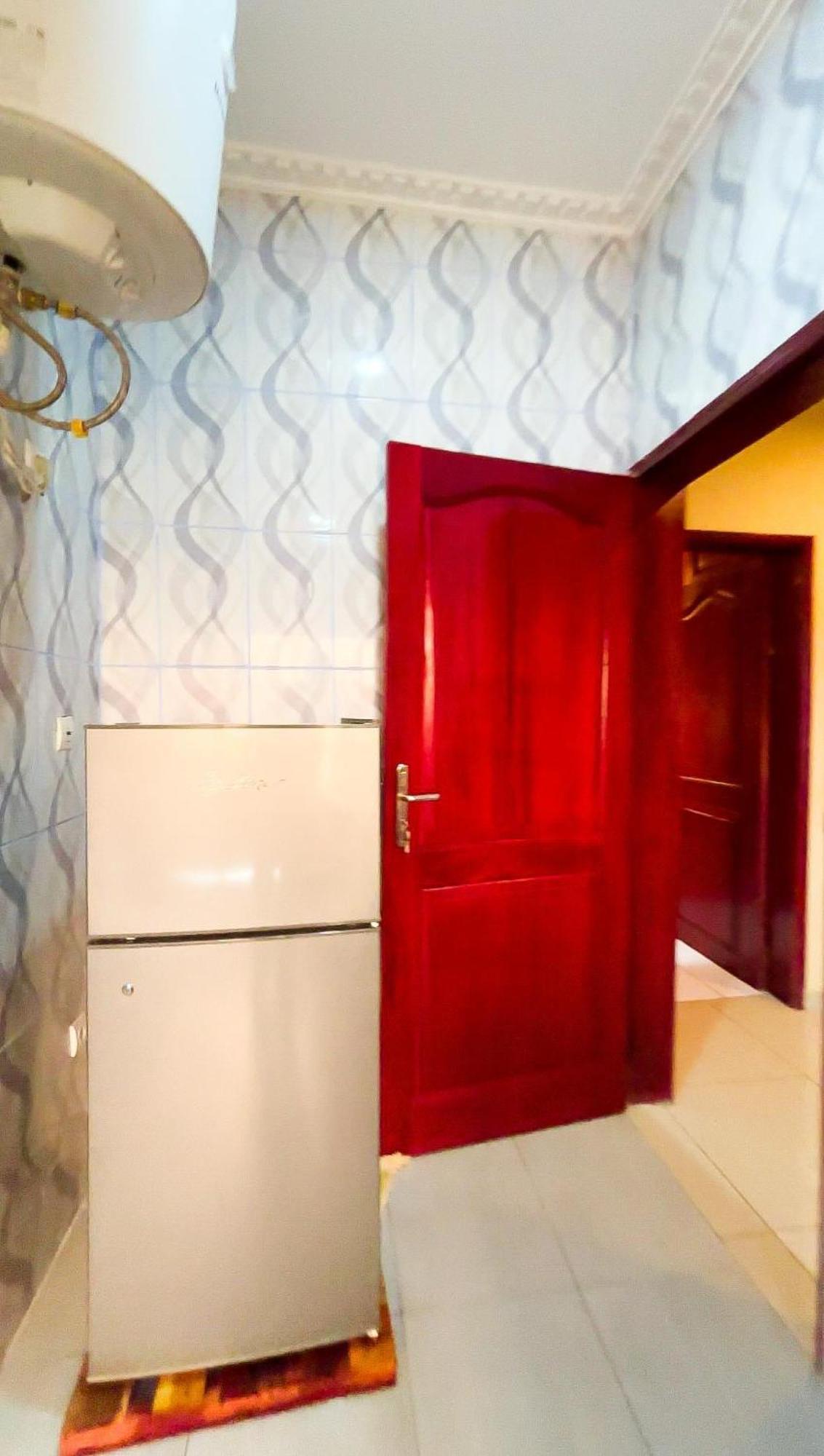 Residence Des 7 Collines Яунде Экстерьер фото
