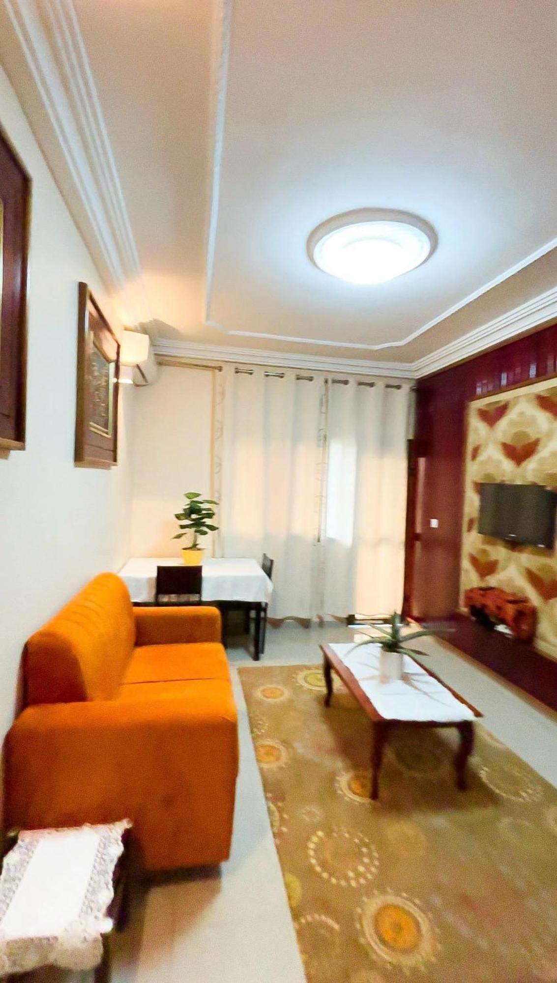 Residence Des 7 Collines Яунде Экстерьер фото